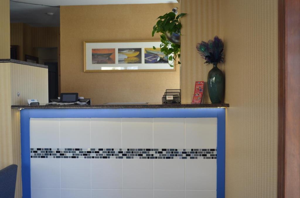 Hyannis Host Inn Екстер'єр фото