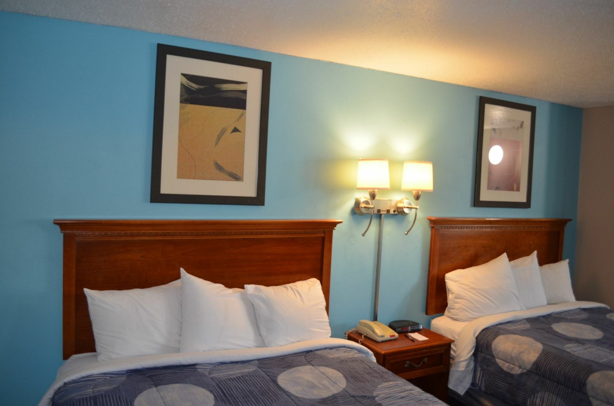 Hyannis Host Inn Екстер'єр фото